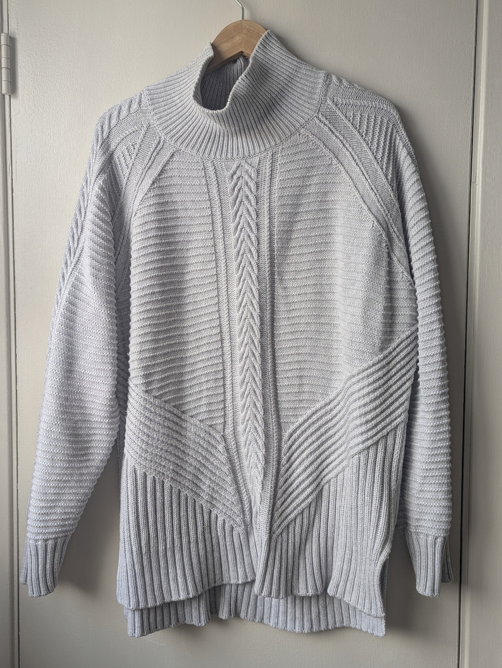Banana Republic Chunky Cable Knit Turtleneck Sweater